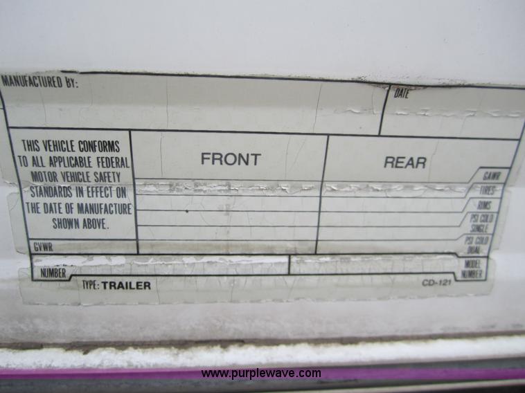 image for item 3070 1991 Kountry Star 35' camper