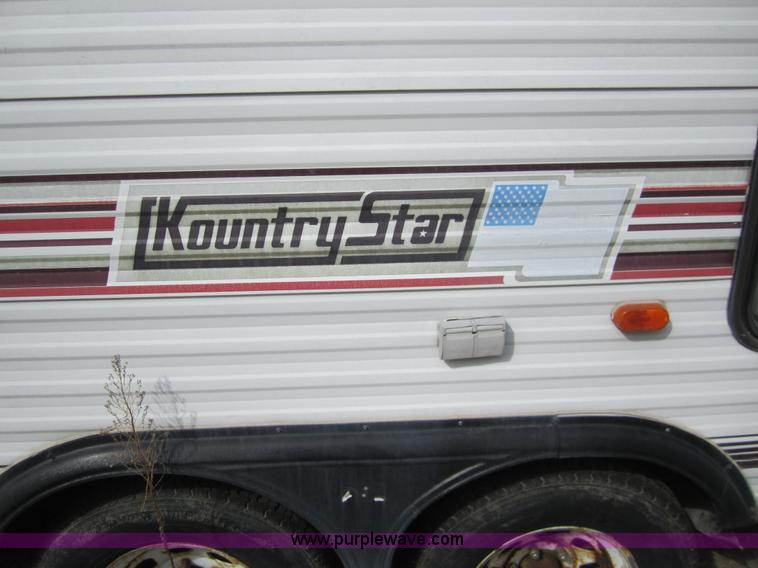 image for item 3070 1991 Kountry Star 35' camper