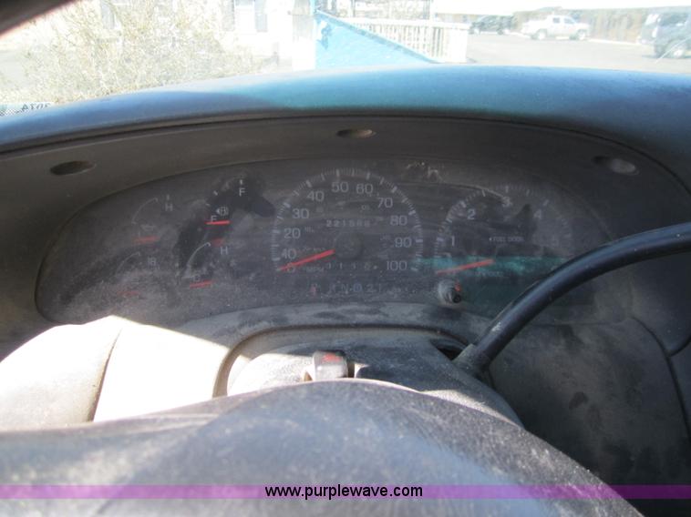 image for item 3074 1998 Ford F250 XLT Supercab pickup truck