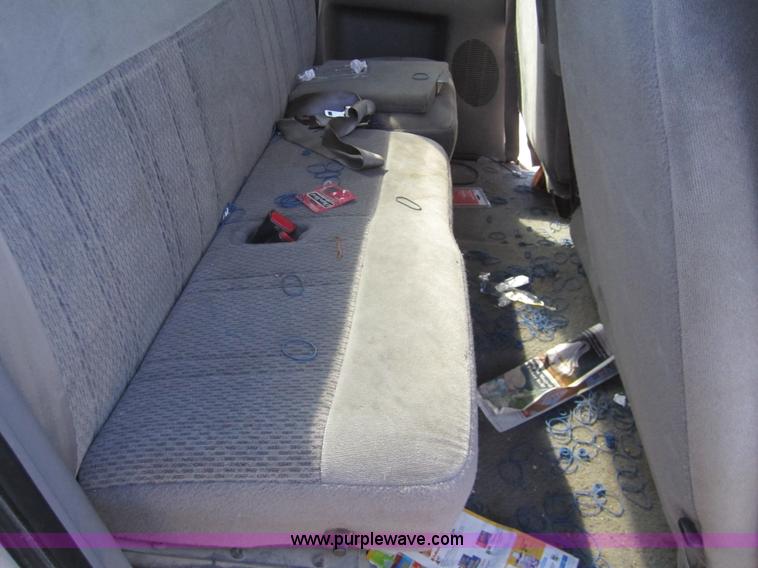 image for item 3074 1998 Ford F250 XLT Supercab pickup truck