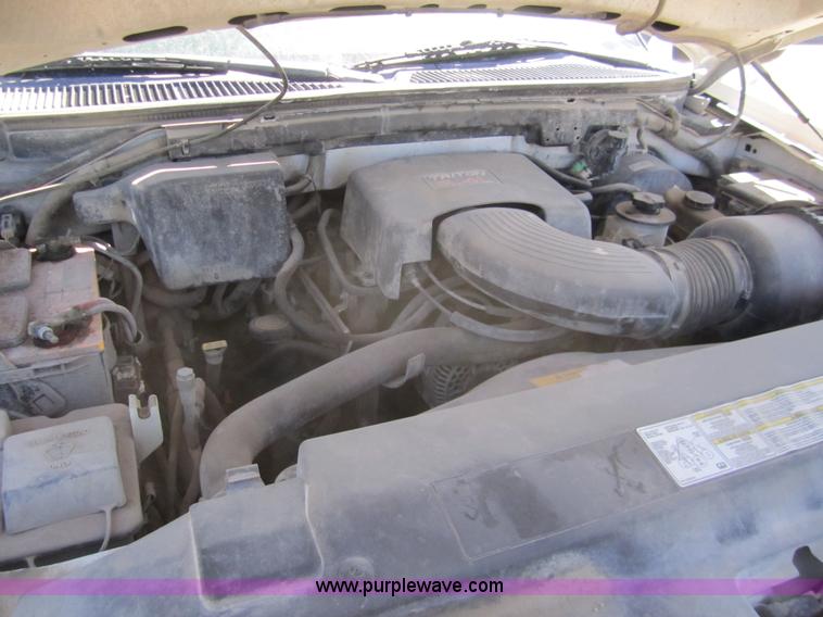 image for item 3074 1998 Ford F250 XLT Supercab pickup truck