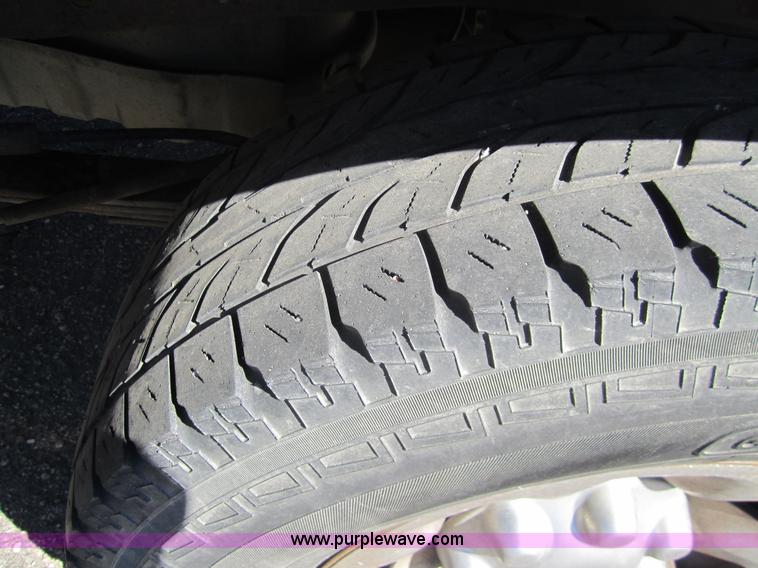 image for item 3074 1998 Ford F250 XLT Supercab pickup truck