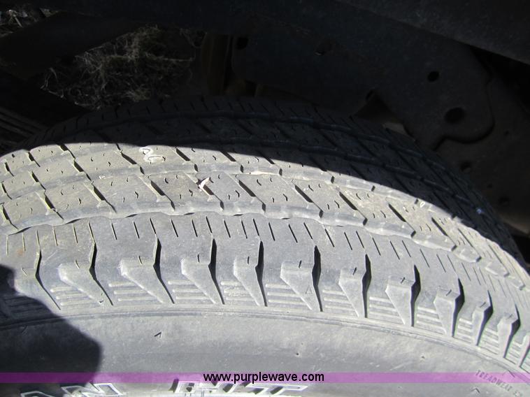 image for item 3075 1999 Dodge Dakota SLT pickup truck