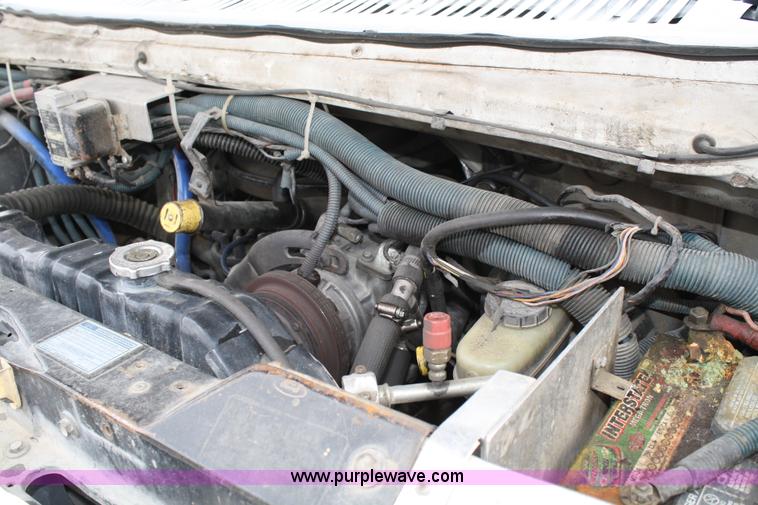 image for item 4684 1987 Ford Econoline E350 XL ambulance