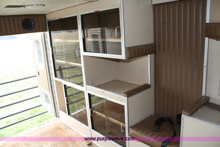 image for item 4684 1987 Ford Econoline E350 XL ambulance