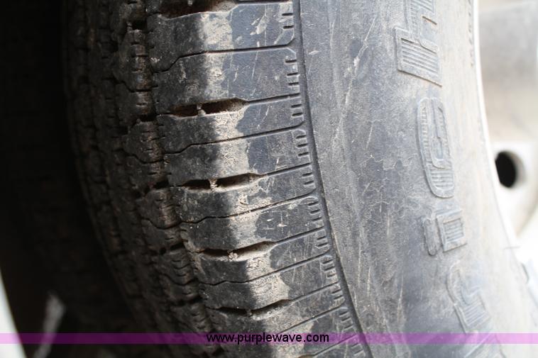 image for item 4684 1987 Ford Econoline E350 XL ambulance