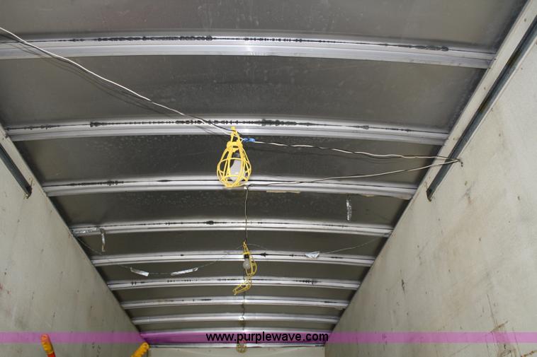 image for item 4685 1987 Ford F700 box truck with lift gate