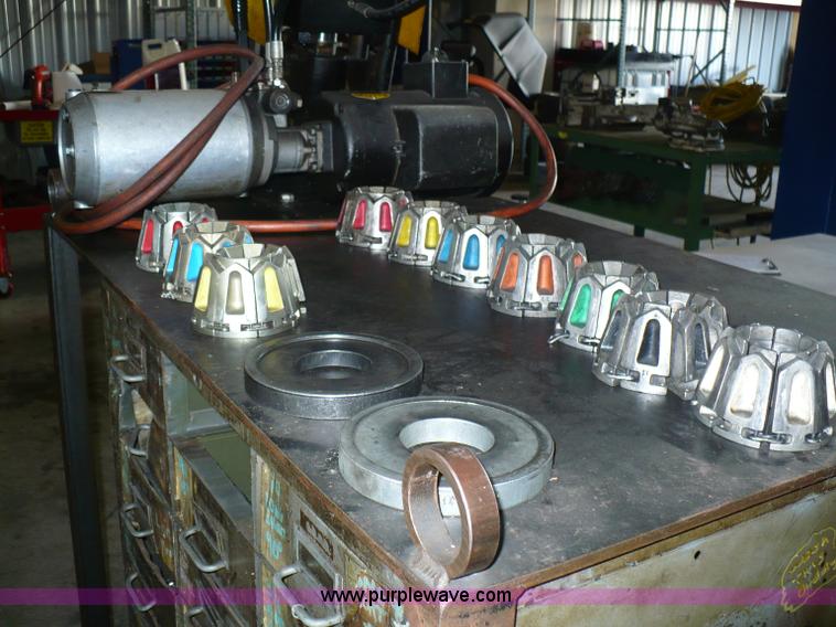 image for item 6006 Parke hose crimping machine