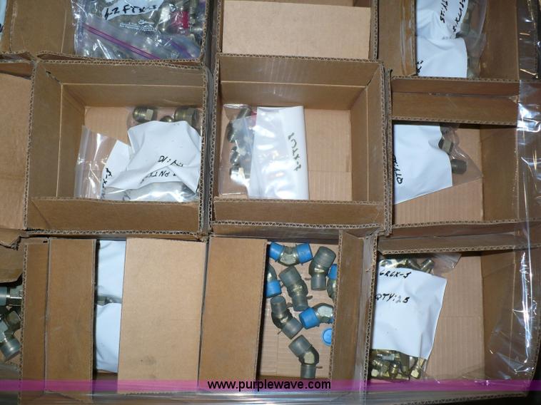 image for item 6009 Parker fittings/adapters