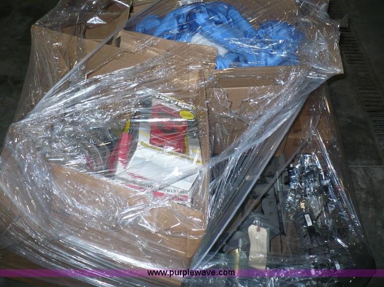 image for item 6010 Assorted parts