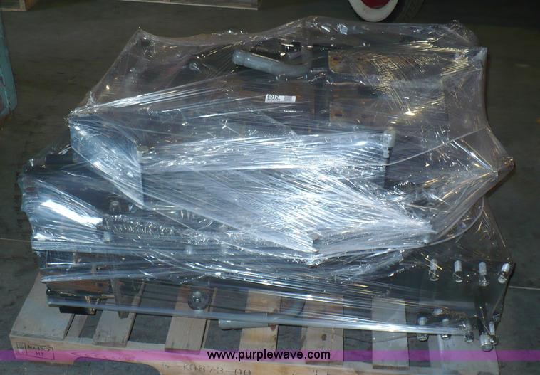 image for item 6012 (4) sets of trailer landing gear/dollies