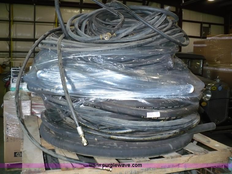 image for item 6013 Assorted hydraulic hoses