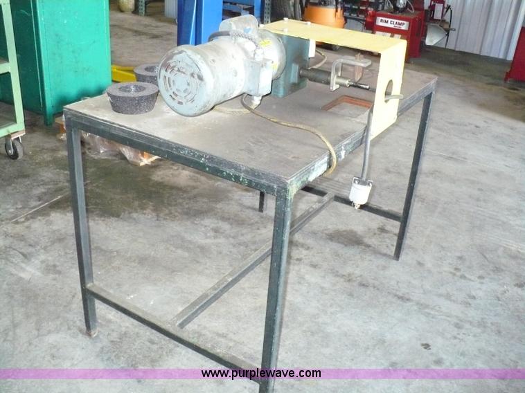image for item 6015 Hydraulic hose skiver