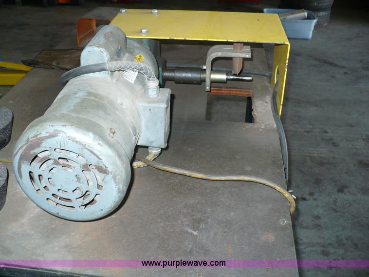 image for item 6015 Hydraulic hose skiver
