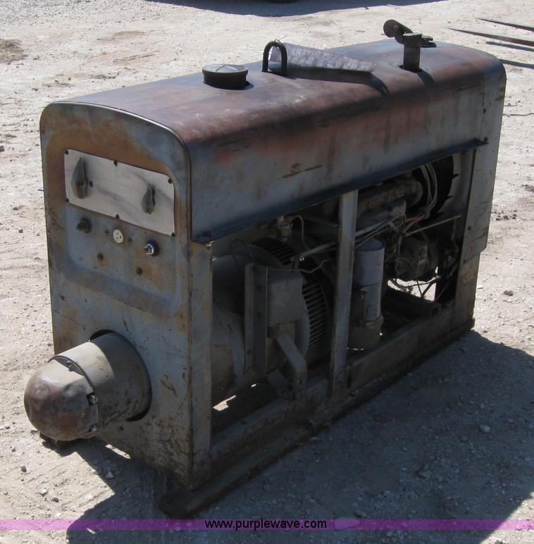 image for item 7004 Lincoln SA-200 welder/generator