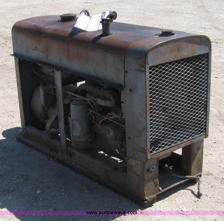 image for item 7004 Lincoln SA-200 welder/generator