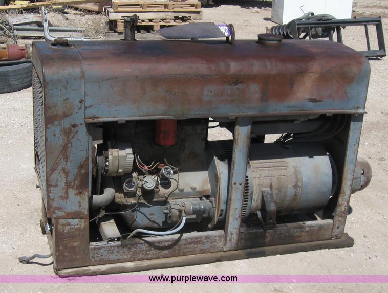 image for item 7004 Lincoln SA-200 welder/generator