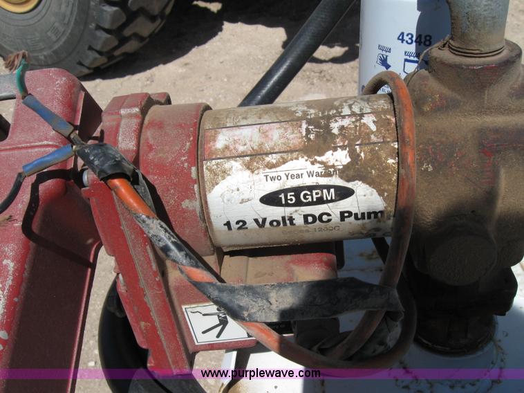 image for item 7006 Fuel tank and pump