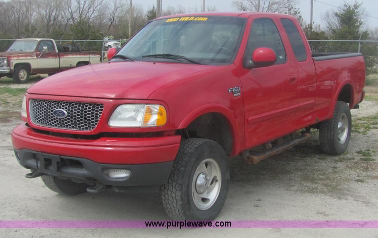 image for item 7010 2000 Ford F150 XLT Sport Supercab pickup truck
