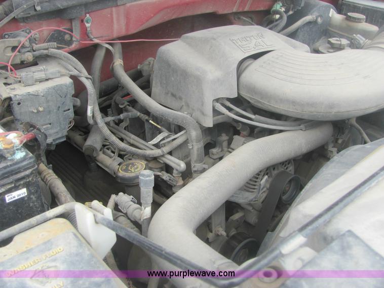 image for item 7010 2000 Ford F150 XLT Sport Supercab pickup truck