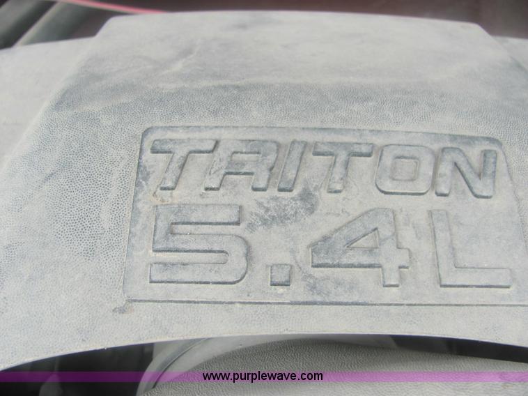 image for item 7010 2000 Ford F150 XLT Sport Supercab pickup truck