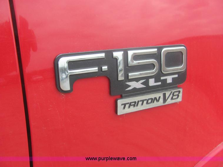 image for item 7010 2000 Ford F150 XLT Sport Supercab pickup truck