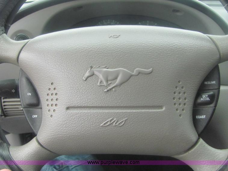 image for item 7011 2001 Ford Mustang GT convertible