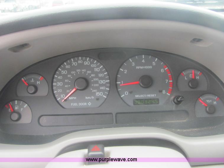 image for item 7011 2001 Ford Mustang GT convertible