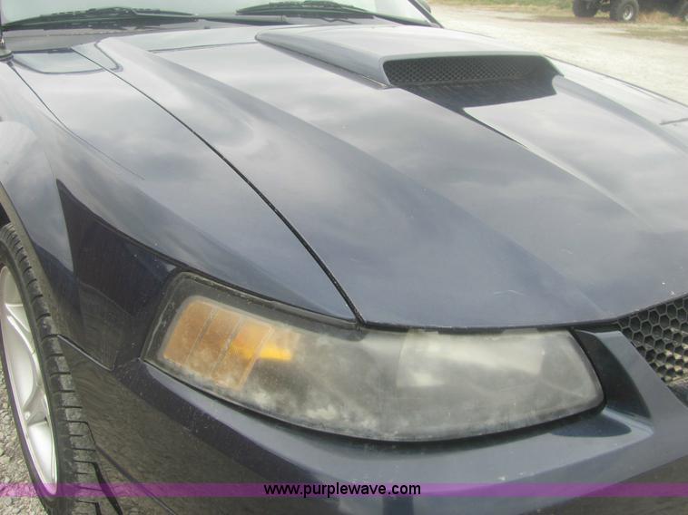 image for item 7011 2001 Ford Mustang GT convertible