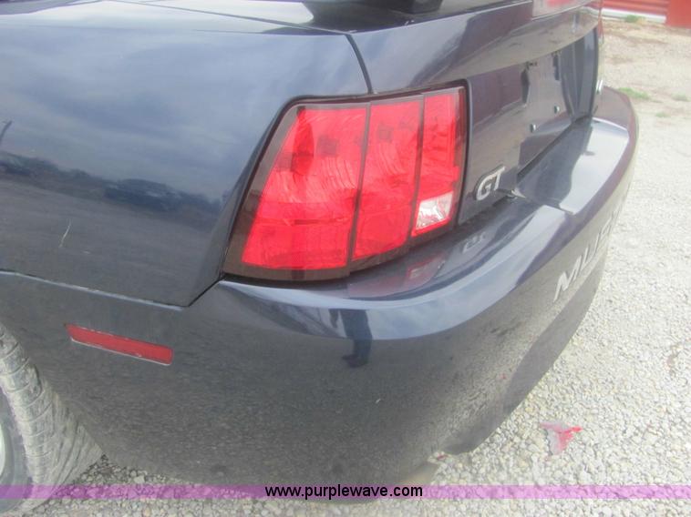 image for item 7011 2001 Ford Mustang GT convertible