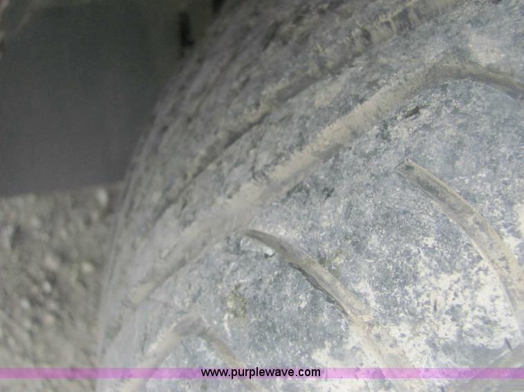 image for item 7011 2001 Ford Mustang GT convertible