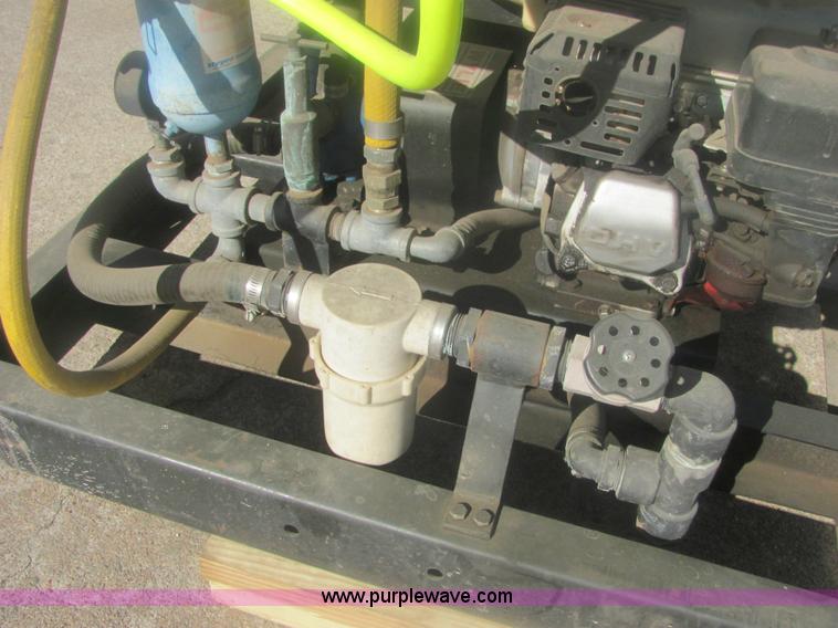 image for item 7014 Wylie portable spray unit