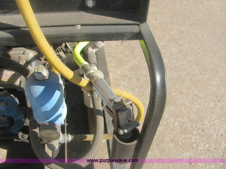 image for item 7014 Wylie portable spray unit