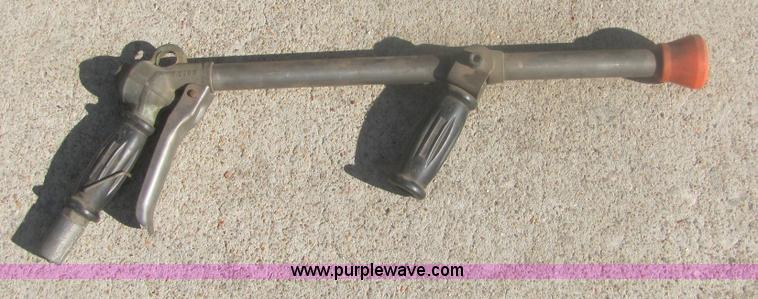 image for item 7014 Wylie portable spray unit