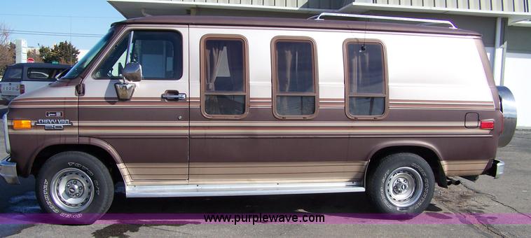 image for item 7309 1989 Chevrolet G20 Mark III Conversion van