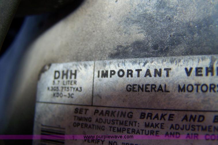 image for item 7309 1989 Chevrolet G20 Mark III Conversion van