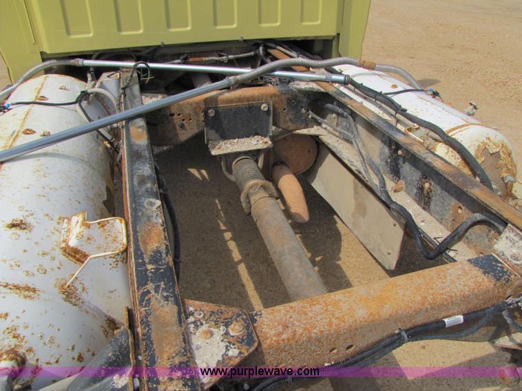 image for item 8425 2003 GMC C5500 cab and chassis