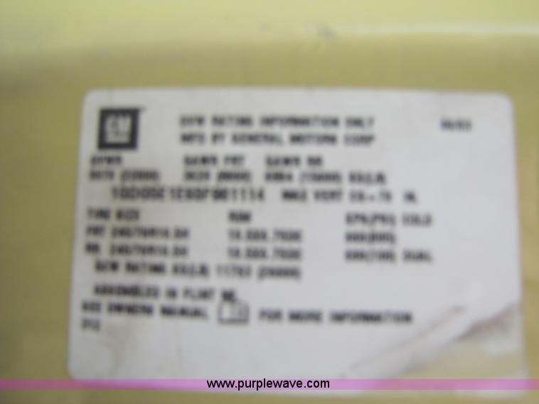 image for item 8425 2003 GMC C5500 cab and chassis