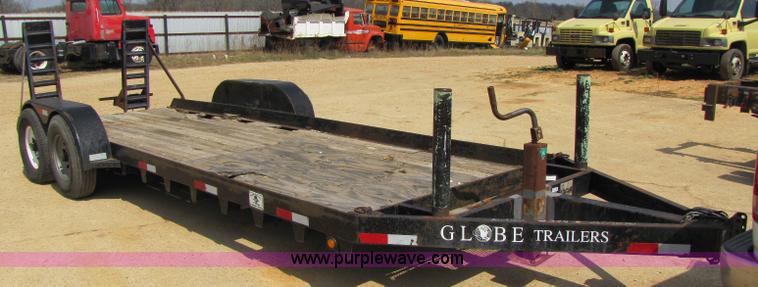 image for item 8427 2005 Globe 21' equipment trailer
