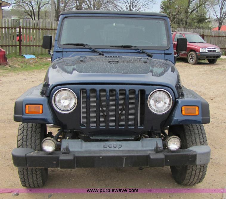 image for item 8434 2003 Jeep Wrangler Sport SUV