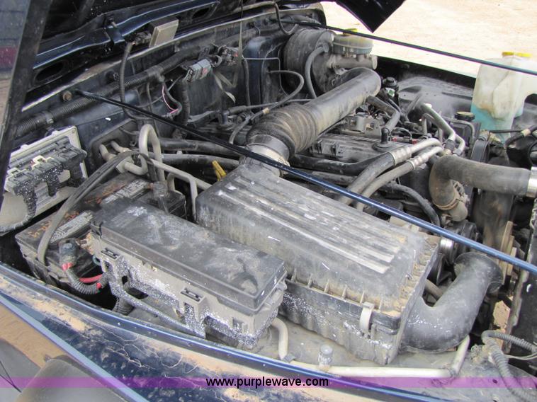 image for item 8434 2003 Jeep Wrangler Sport SUV