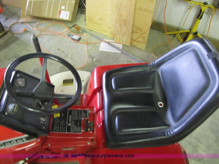 image for item 8480 Cub Cadet 582 Special riding mower