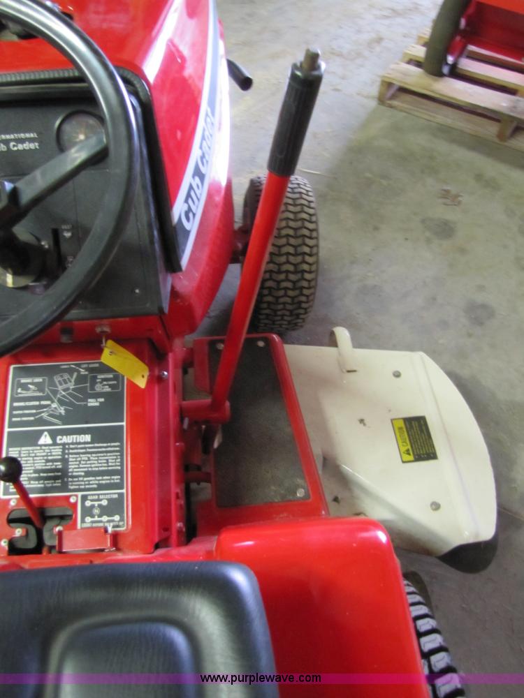 image for item 8480 Cub Cadet 582 Special riding mower