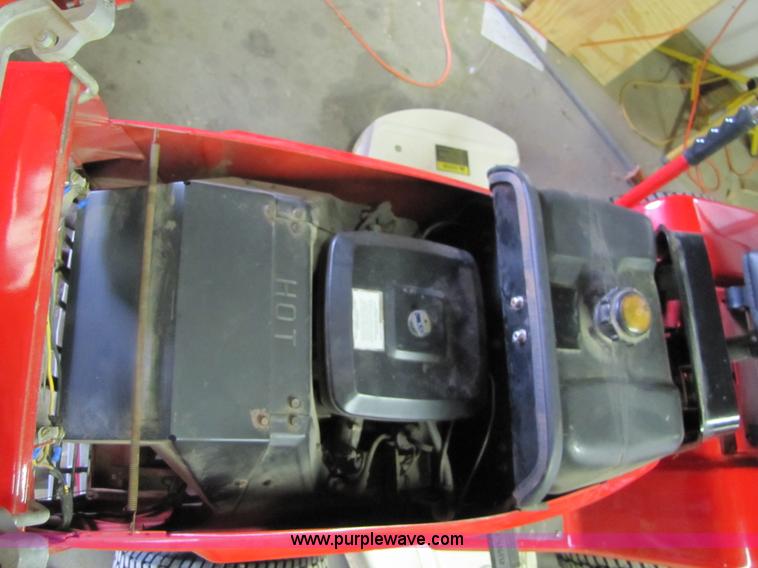 image for item 8480 Cub Cadet 582 Special riding mower