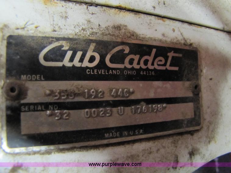 image for item 8480 Cub Cadet 582 Special riding mower