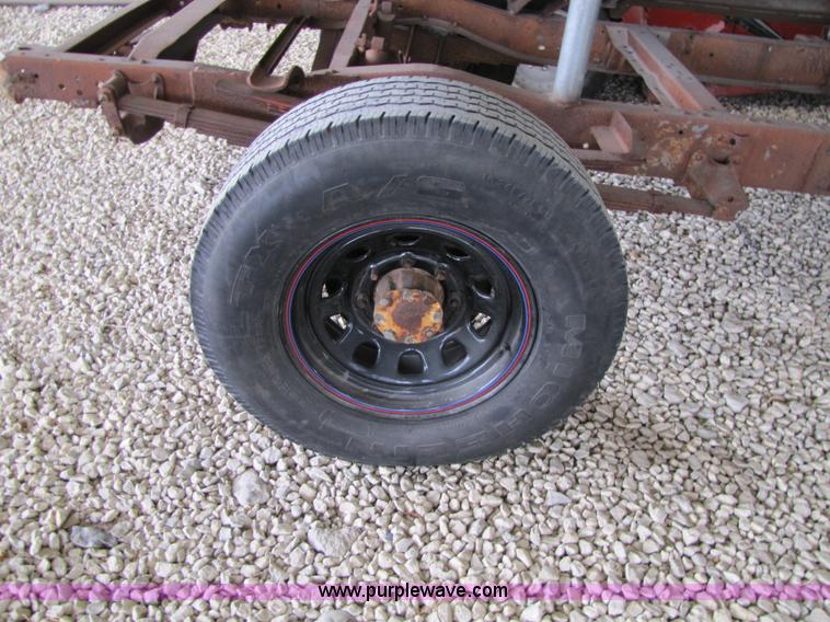 image for item 8481 Allis Chalmers 315 platform header with trailer