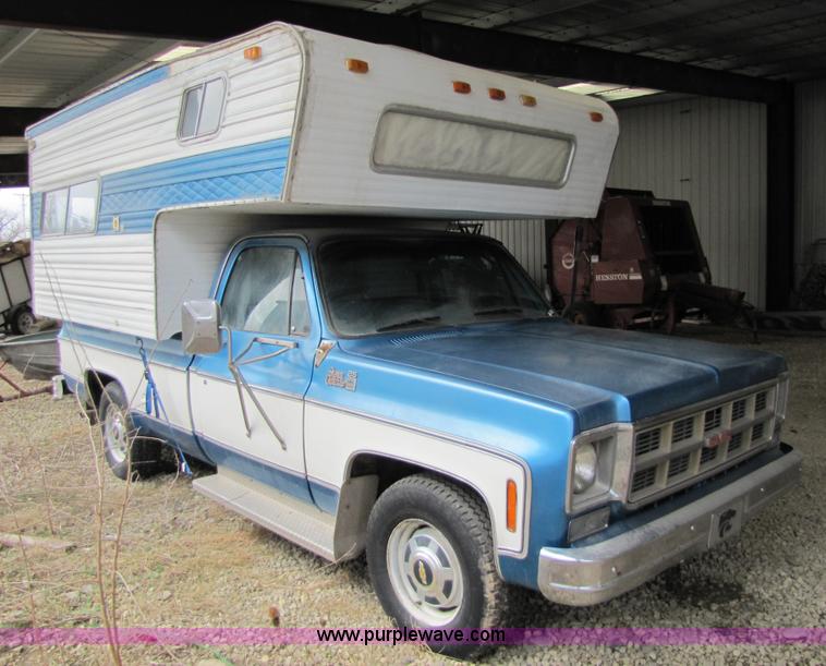 image for item 8483 1978 GMC Sierra Grande 25 Camper Special truck with camper