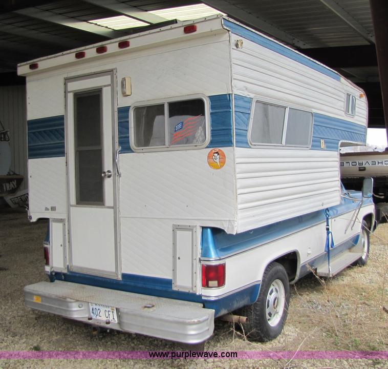 image for item 8483 1978 GMC Sierra Grande 25 Camper Special truck with camper