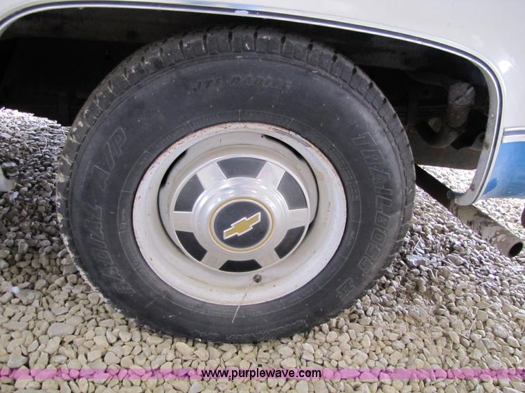 image for item 8483 1978 GMC Sierra Grande 25 Camper Special truck with camper