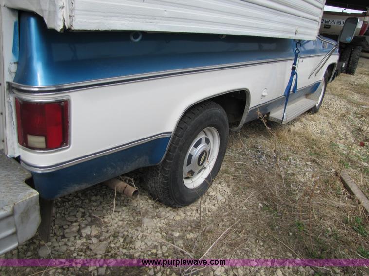 image for item 8483 1978 GMC Sierra Grande 25 Camper Special truck with camper